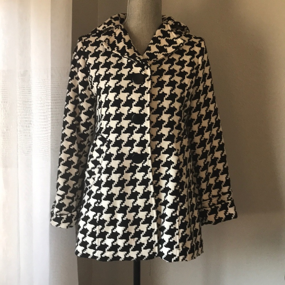 Houndstooth Joan Rivers coat